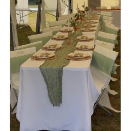 Location de nappe blanche rectangulaire pour 8 personnes à Toulouse – Maison Lily